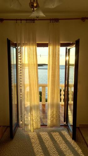 Gallery image of Apartments Branko in Nin