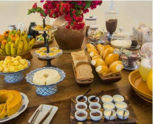 Makanan di atau berdekatan inn ini