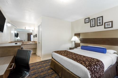 Howard Johnson By Wyndham Berkeley – Photos 2