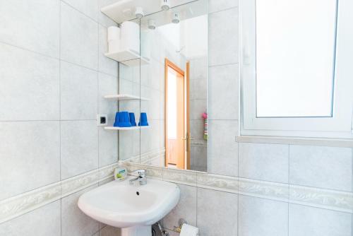 Koupelna v ubytování Studio Apartment Brela