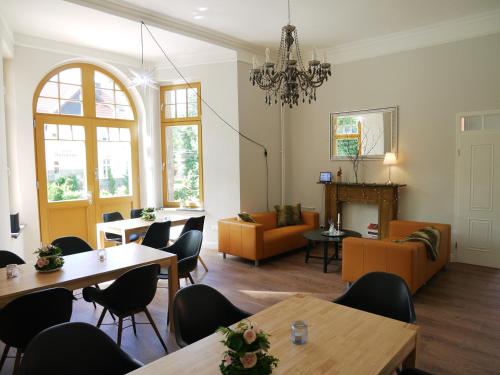 Posezení v ubytování Comfort-Hotel garni Schierker Waldperle - inklusive Wellness