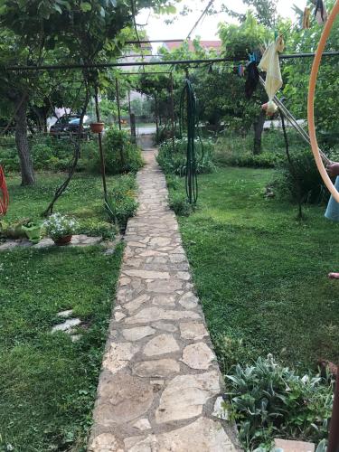 Green Quiet Apartments