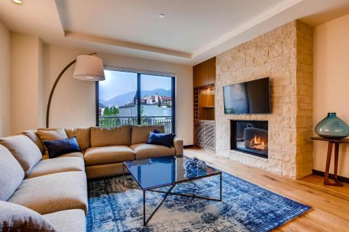The Lion Vail – Photos 2