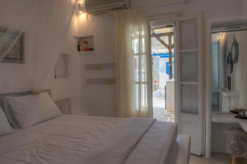 Gallery image of Porto Vlastos in Agios Ioannis Tinos