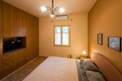Gallery image of Mazourka in Stavros