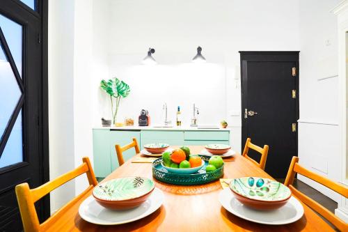 Zona de comedor en el apartamento