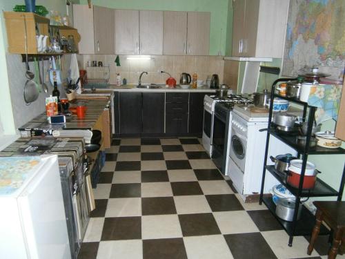 Кухня или мини-кухня в Гостевой дом Бархатный сезон
