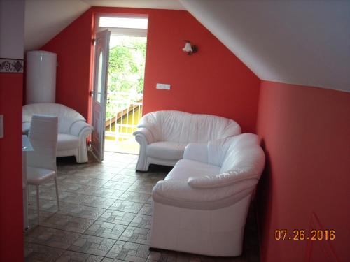 Kelemen Apartmanok 5241 Abádszalók, Bem József út 13 kép - 3