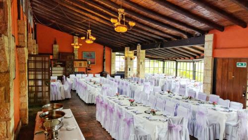 Restoran atau tempat lain untuk makan di Posada Cafe La Huerta