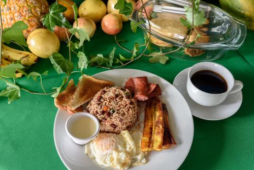 Breakfast options available to guests at Volcano Gold Loft