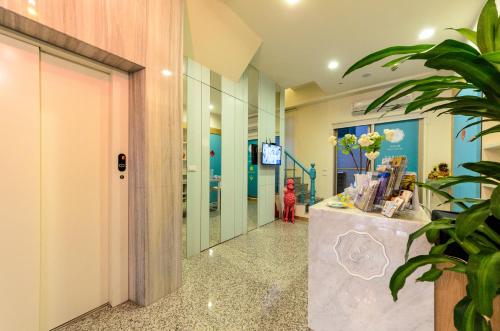 Lobi ili recepcija u objektu Elsa House