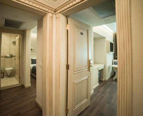 Ένα μπάνιο στο Sarnic Hotel & Sarnic Premier Hotel(Ottoman Mansion)