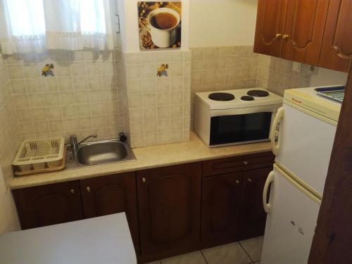 Una cocina o cocineta en Blu