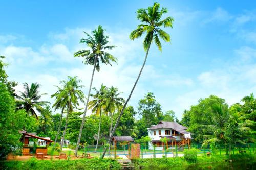 Taman di luar Casa Marari