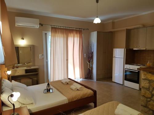 Фотография из галереи Alkionis Pool View Apartments в городе Лефкас