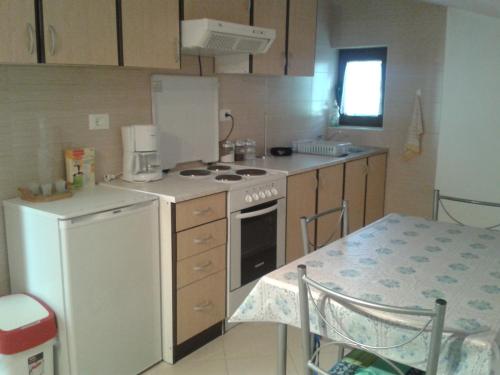 Apartments Irene tesisinde mutfak veya mini mutfak
