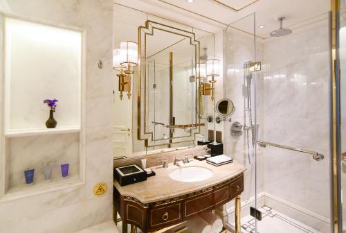 Gallery image of Xijiao State Guest Hotel in Shanghai