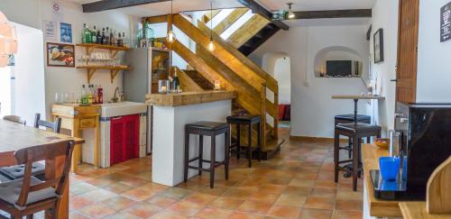 Kuchyň nebo kuchyňský kout v ubytování Chalet La Maitreya