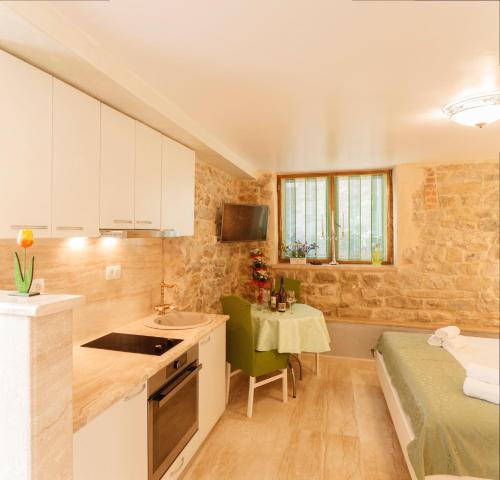 Stone house luxury rooms