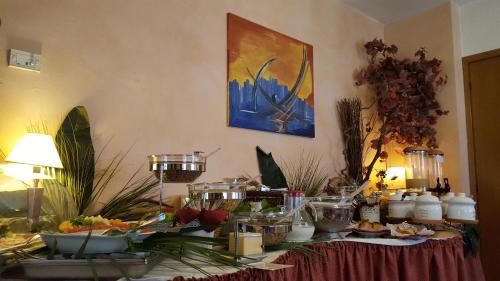 Jídlo v hotelu nebo okolí