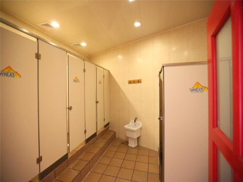Gallery image of Wheat Youth Hostel Qingdao in Qingdao