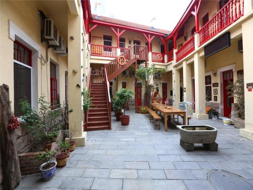 Gallery image of Wheat Youth Hostel Qingdao in Qingdao