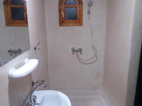 Kylpyhuone majoituspaikassa Riad Oum Ellkhir