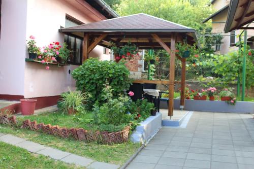 Afbeelding uit fotogalerij van Apartment Žalac in Slunj