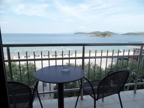 Фотография из галереи Plage Hotel в Неа-Перамосе