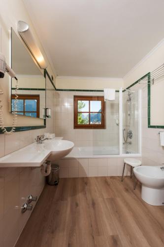 Bagno di Family Hotel Gran Baita