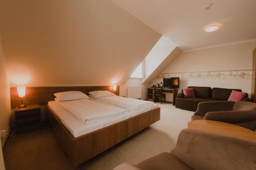 Posezení v ubytování Hotel Cesarski - Kaiserhof