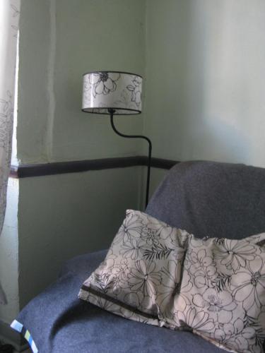 Ruang duduk di Home Nantua studio meublés Ain-Jura