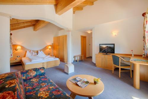 Postel nebo postele na pokoji v ubytování Hotel Gissbach
