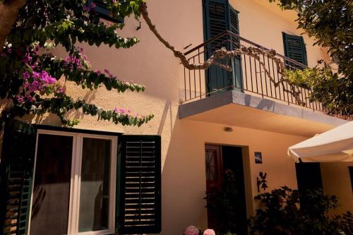 Fotografie z fotogalerie ubytování Apartments and Rooms Tomas v destinaci Podstrana