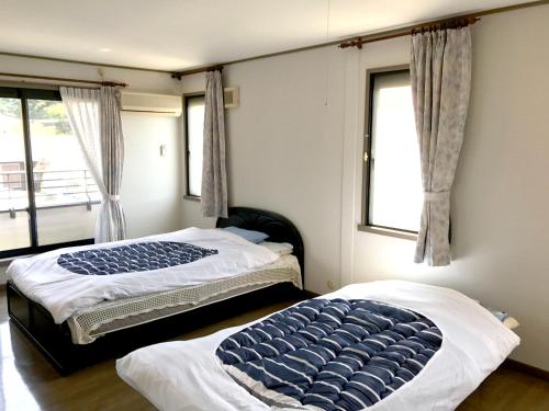 Gallery image of Guest House Seaside Namihei in Naoshima