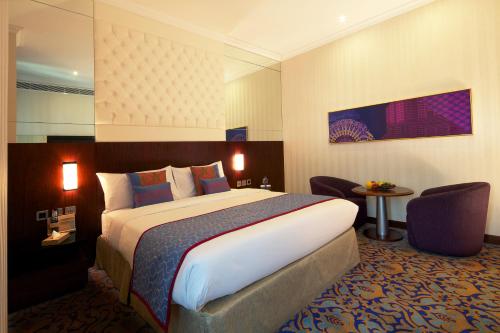 Raviz Center Point Hotel Image