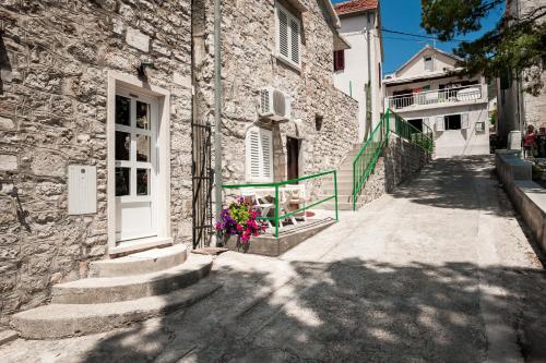 Old Town Accommodation – Photos 2