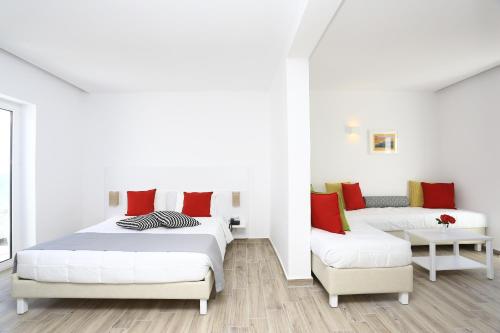 Ένα ή περισσότερα κρεβάτια σε δωμάτιο στο Blu Acqua Hotel