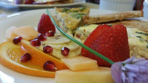 B&Bの敷地内または近くでの食事または食べ物