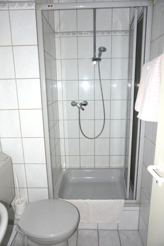 Ένα μπάνιο στο Artus Hotel