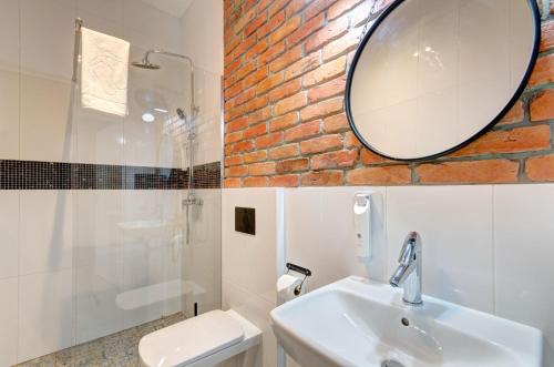 Ένα μπάνιο στο Apartamenty Bema4 Sopot