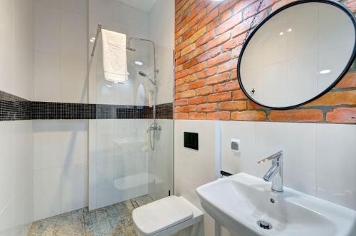 Ένα μπάνιο στο Apartamenty Bema4 Sopot