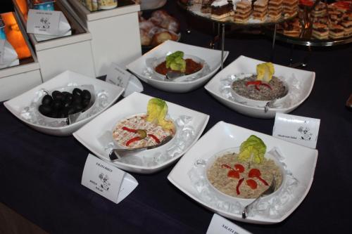 Nourriture dans l'hôtel ou à proximité