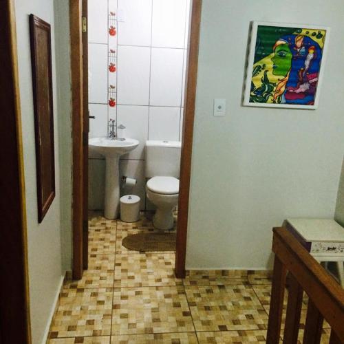 Bilik mandi di Sobrado Itapoá