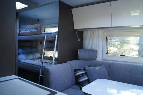 Una cama o camas en una habitación de Gl. Klitgaard Camping & Cottages