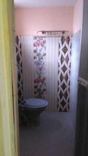 Ένα μπάνιο στο Aguiar Guest House