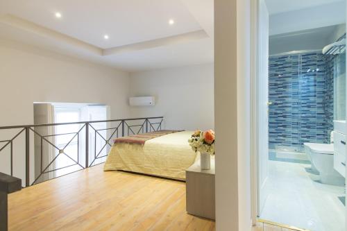 Gallery image of Palazzo d'Auria ApartHotel in Naples