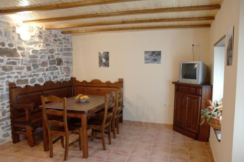 TV a/nebo společenská místnost v ubytování Apartamento el Hogar Casa Cajal