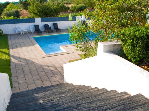 Bazén v ubytování Casa de Campo S. Torcato - Moradal - Turismo Espaco Rural nebo v jeho okolí