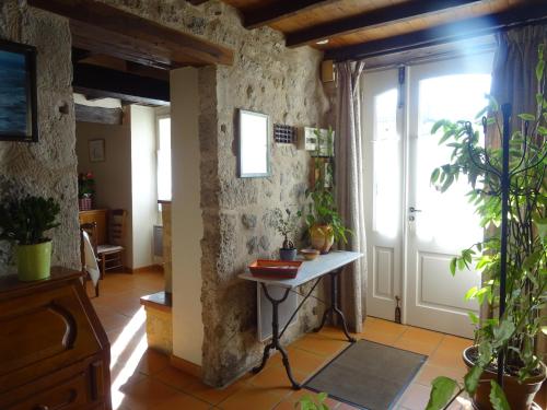 Fotografie z fotogalerie ubytování La Maison des Cornières v destinaci Fourcès